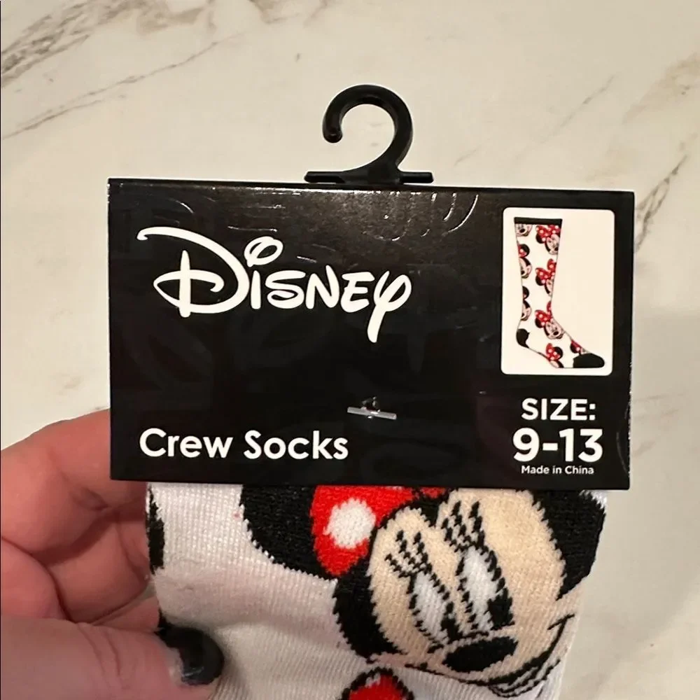 Minnie Mouse Disney Crew Socks NEW Size 9-13